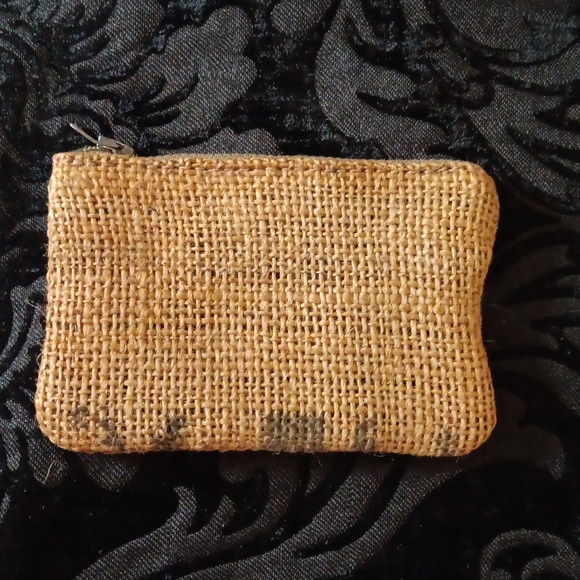 🏕Artisan Indonesian Handcrafted Woven Cases of Natural Fibers. - Picture 6 of 7